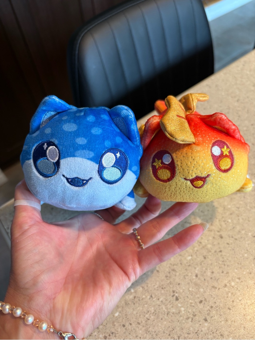 Aphmau MeeMeows  Cat Plush Stuffed Animal Mystery Series